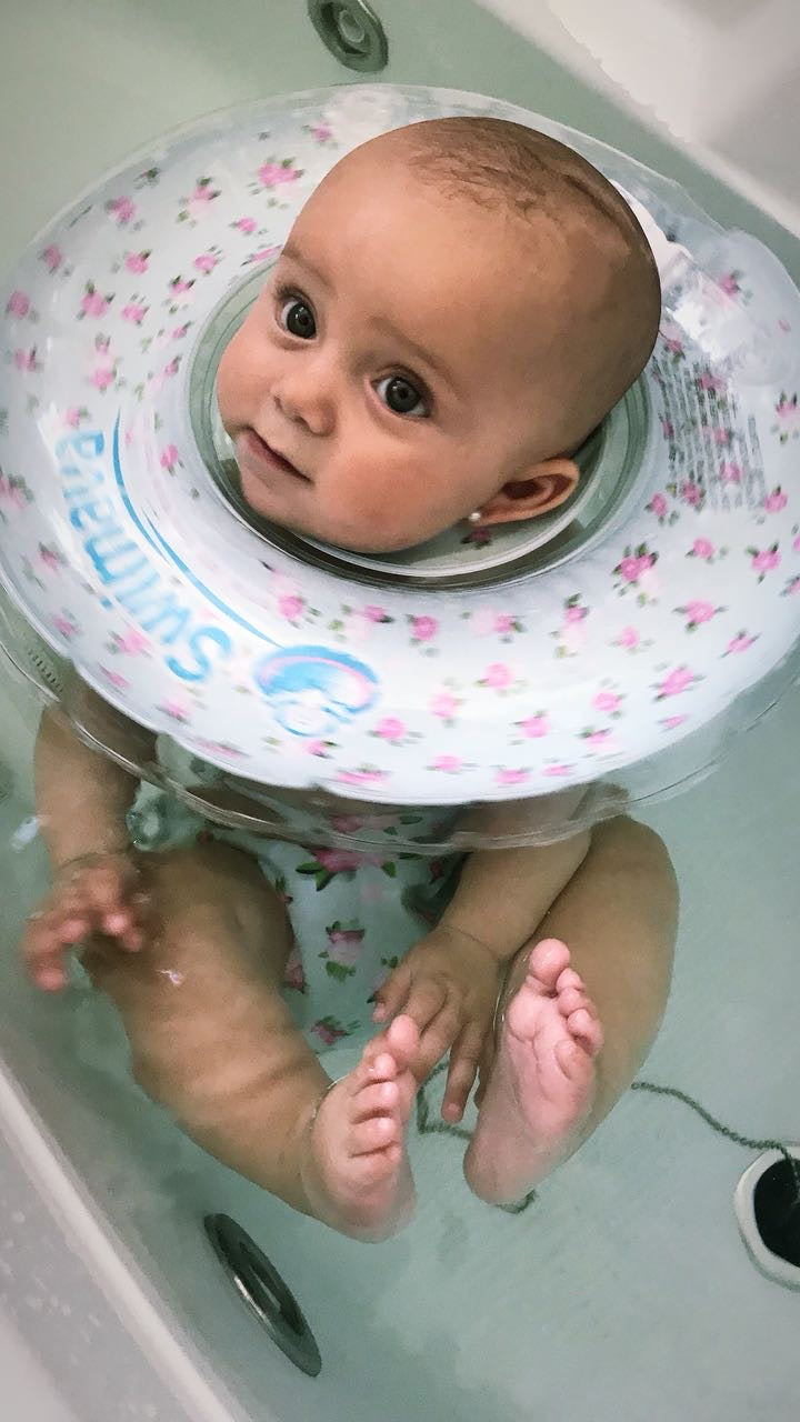 Aro flotador Diseño Bloom + Pañal de Baño